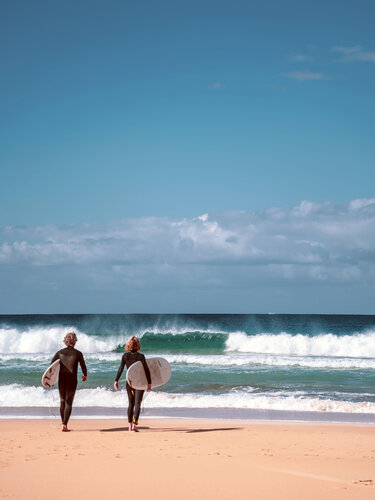 Surf lovers von Fabio Accorrà, Fotografie kaufen auf Singulart