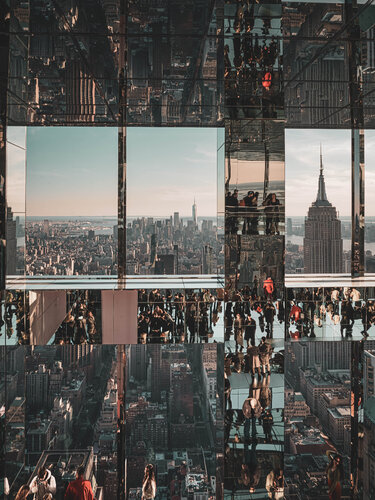 Manhattan mirrors von Fabio Accorrà, Fotografie kaufen auf Singulart