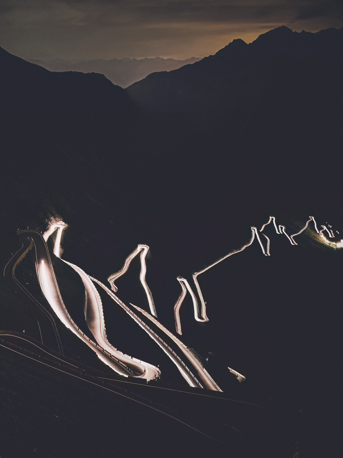The lights pass Fabio Accorrà