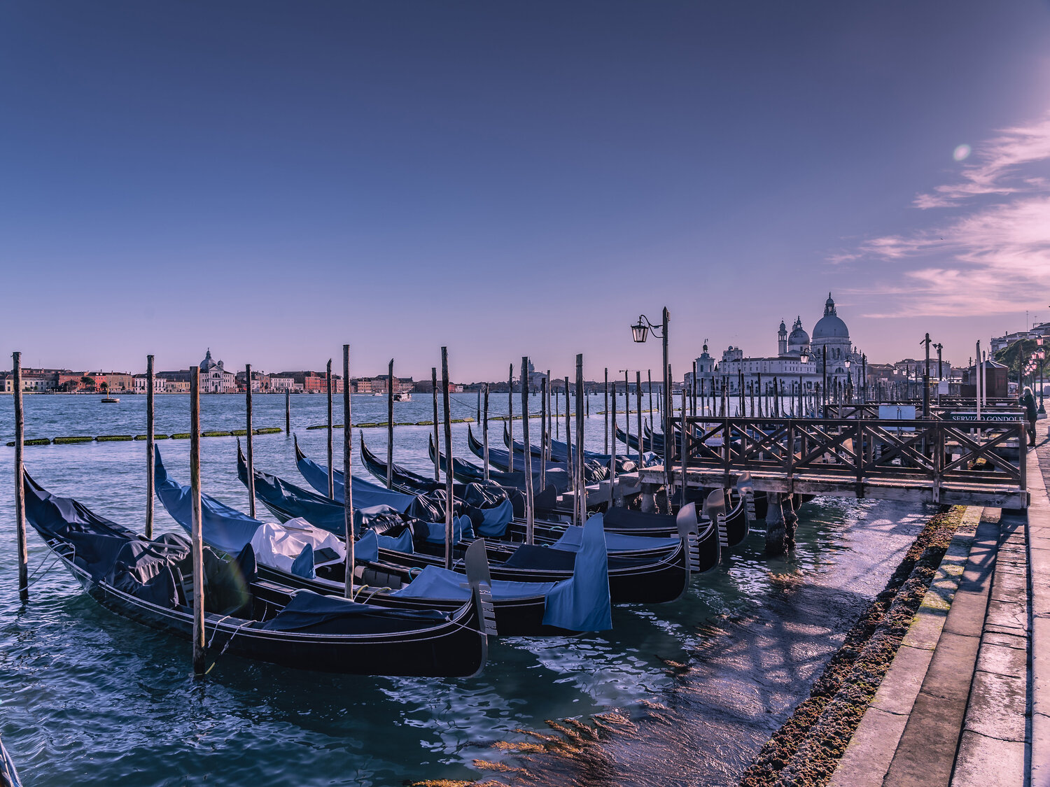 Sunset on gondole Fabio Accorrà