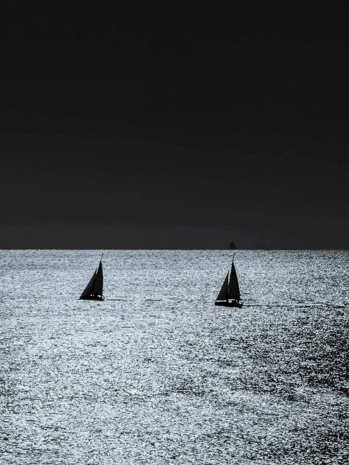 Shadows on the horizon #2 Fabio Accorrà