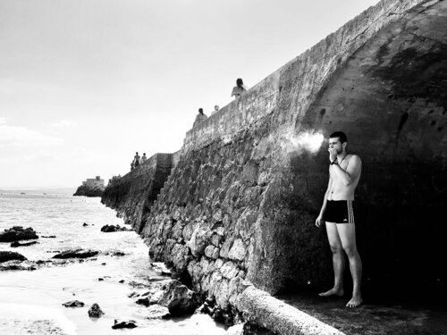 en el arco by Andrey Khodakov, 사진 for Sale on Singulart