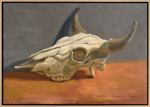 A cow skull I di Jukka Klemetti, Pittura in vendita su Singulart