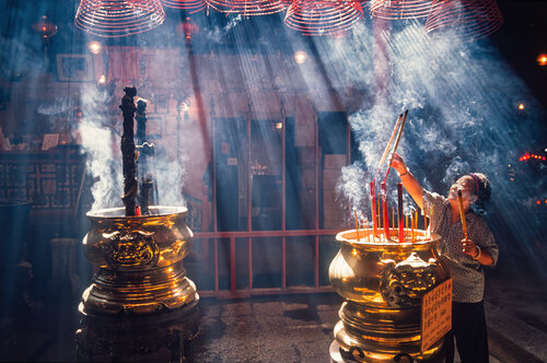 At Man Mo Temple de Olivier Schram, Fotografía a la venta en Singulart