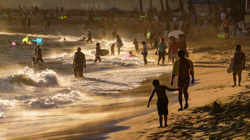 Waikiki pleasures von Olivier Schram, Fotografie kaufen auf Singulart