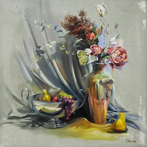 STILL LIFE WITH VASES, FLOWERS AND FRUIT ON GRAY di Shana Danilyants, Pittura in vendita su Singulart