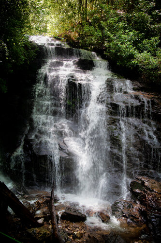 This Is Life (Soco Falls) von Heather Hollis, Fotografie kaufen auf Singulart
