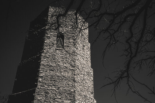 Echoes Of Stone di Heather Hollis, Fotografia in vendita su Singulart