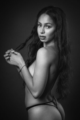 Samira von Folker Reinhold Peter Pritsch, Fotografie kaufen auf Singulart