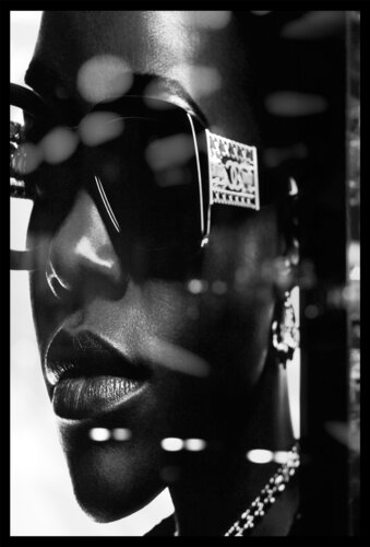 Stolze Frau par Folker Reinhold Peter Pritsch, Photographie en vente sur Singulart