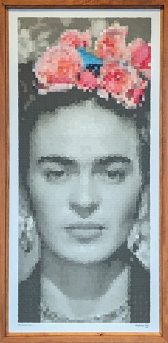 "Frida Kahlo with Bow" Contemporary Pop Art Inspired Pixelated Portrait Painting(2) van Francisco Vital, Schilderij te koop op Singulart