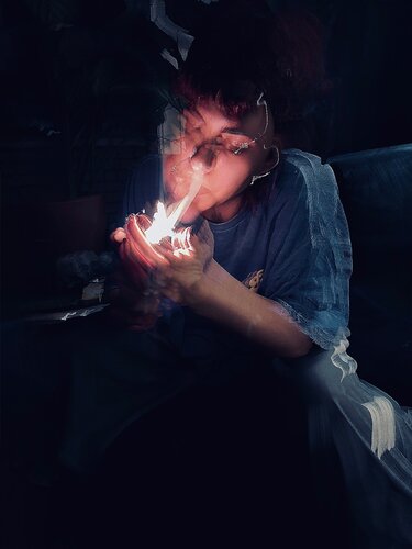 The Hollow Glow, The Beck's Triad series, Others-no 3 de Sahar Vatanz, Fotografía a la venta en Singulart