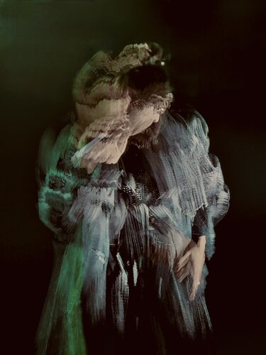 can someone hear me? di Sahar Vatanz, Fotografia in vendita su Singulart
