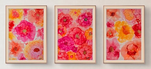 Tryptich Red flowers - Contemporary Floral Art von Elena Gozunova, Werk auf Papier kaufen auf Singulart