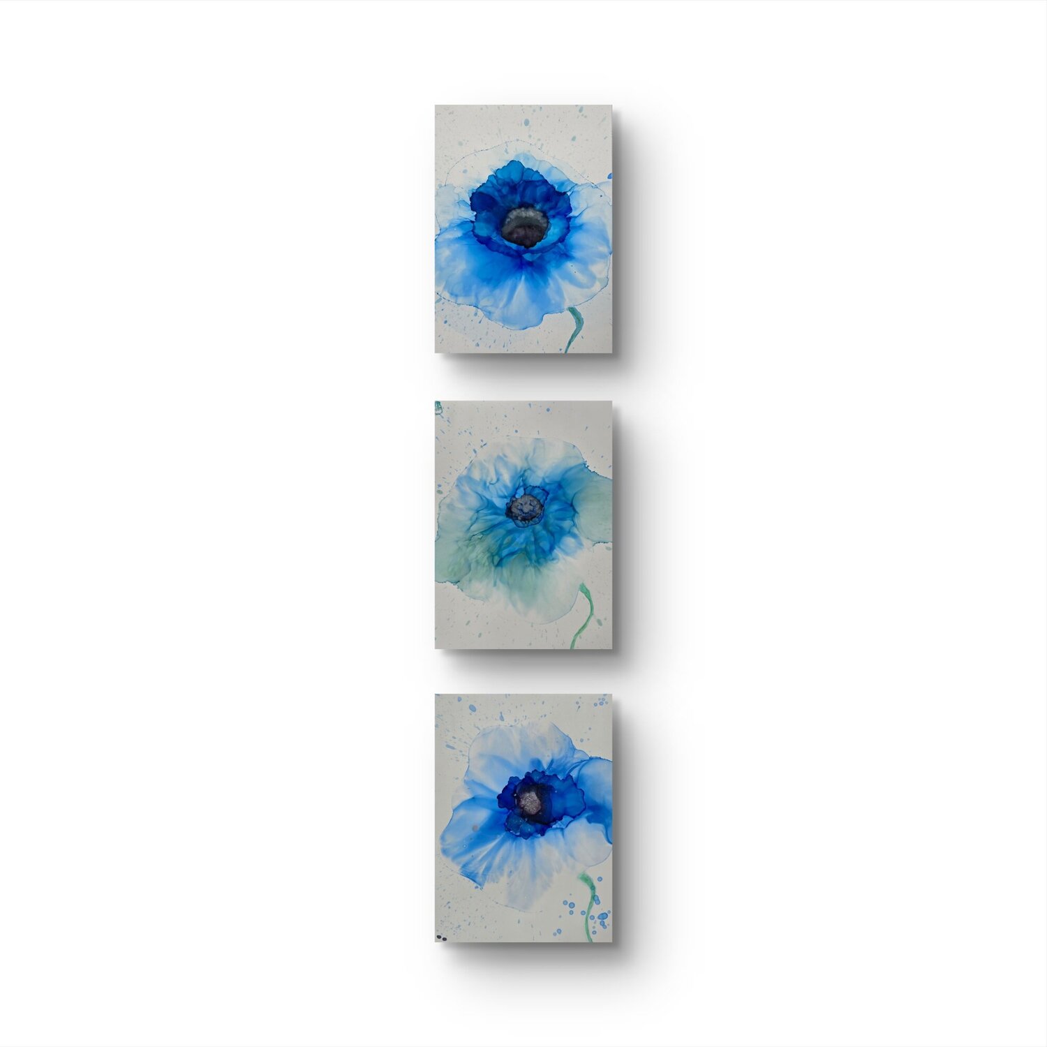 Tryptich Bloom in the Gaze (Blue flowers) Elena Gozunova Opera su carta in vendita