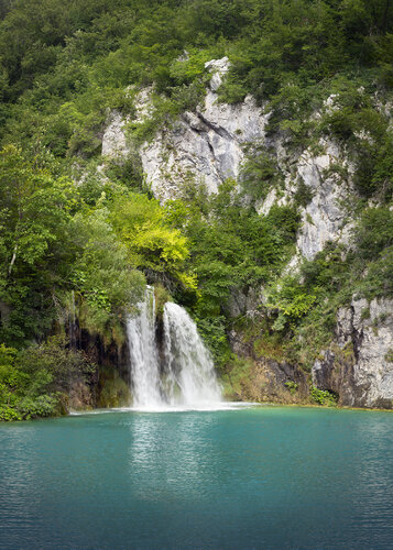 Emerald Waterfall - The Plitvice Lake Milanovački Slap van Michael Lesiv, Fotografie te koop op Singulart