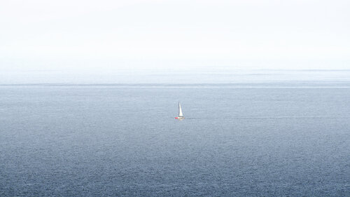 White Sail van Michael Lesiv, Fotografie te koop op Singulart