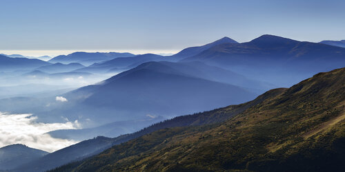 Mountains Dawn Panoramic di Michael Lesiv, Fotografia in vendita su Singulart