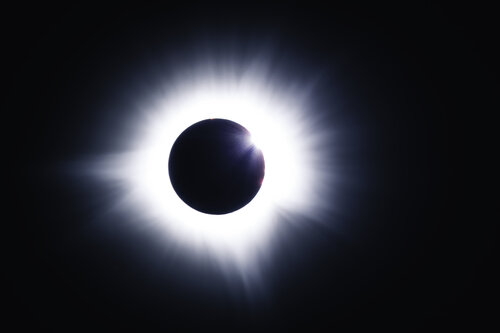 Eclipse - April 8, 2024 von Robert Niemeier, Fotografie kaufen auf Singulart