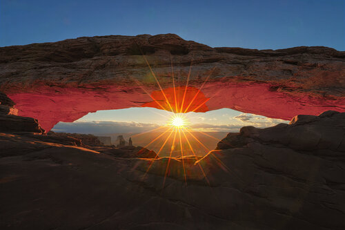 Mesa Arch Sunrise, Canyonlands van Robert Niemeier, Fotografie te koop op Singulart