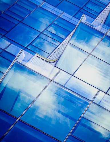 Blue Glass Geometry — St. Louis Modernism van Robert Niemeier, Fotografie te koop op Singulart
