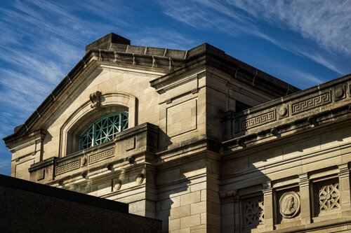 Morning Facade — St. Louis Art Museum van Robert Niemeier, Fotografie te koop op Singulart