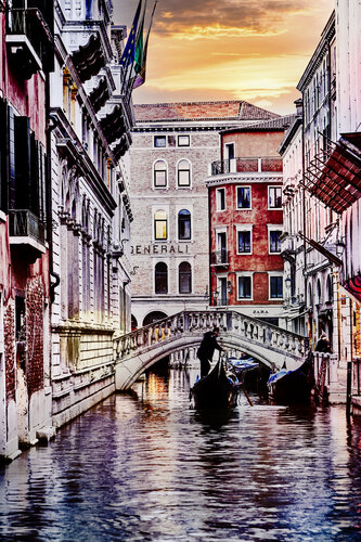 Venedig in den Gassen van Walter Adler, Fotografie te koop op Singulart