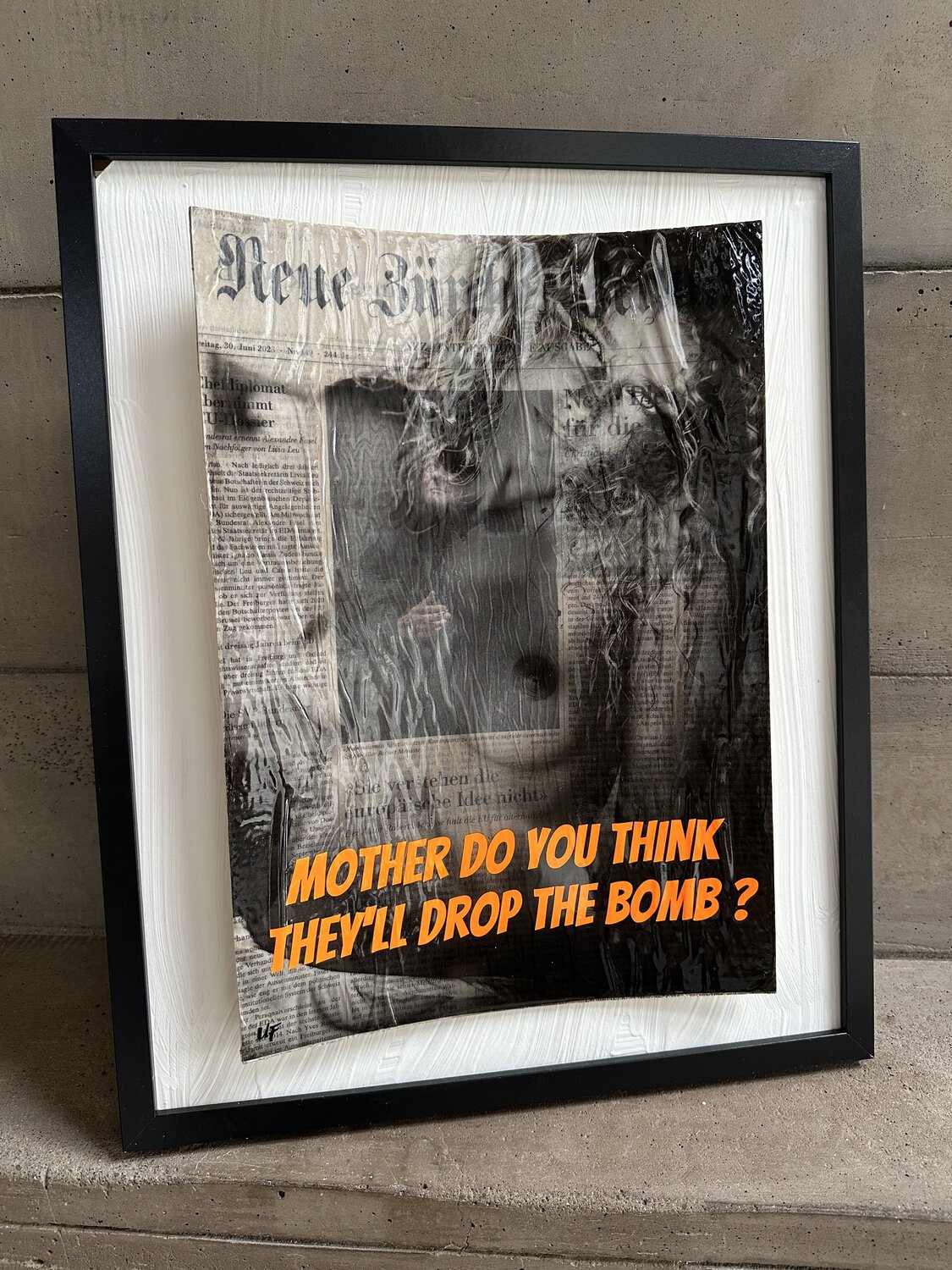 Mother, do you think they'll drop the Bomb. UF-XArt Werk auf Papier zu verkaufen