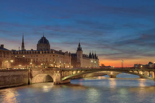 Cité des lumières Max Levine