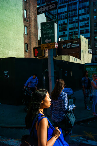 Ladies in city mosaic by Chervine, 사진 for Sale on Singulart