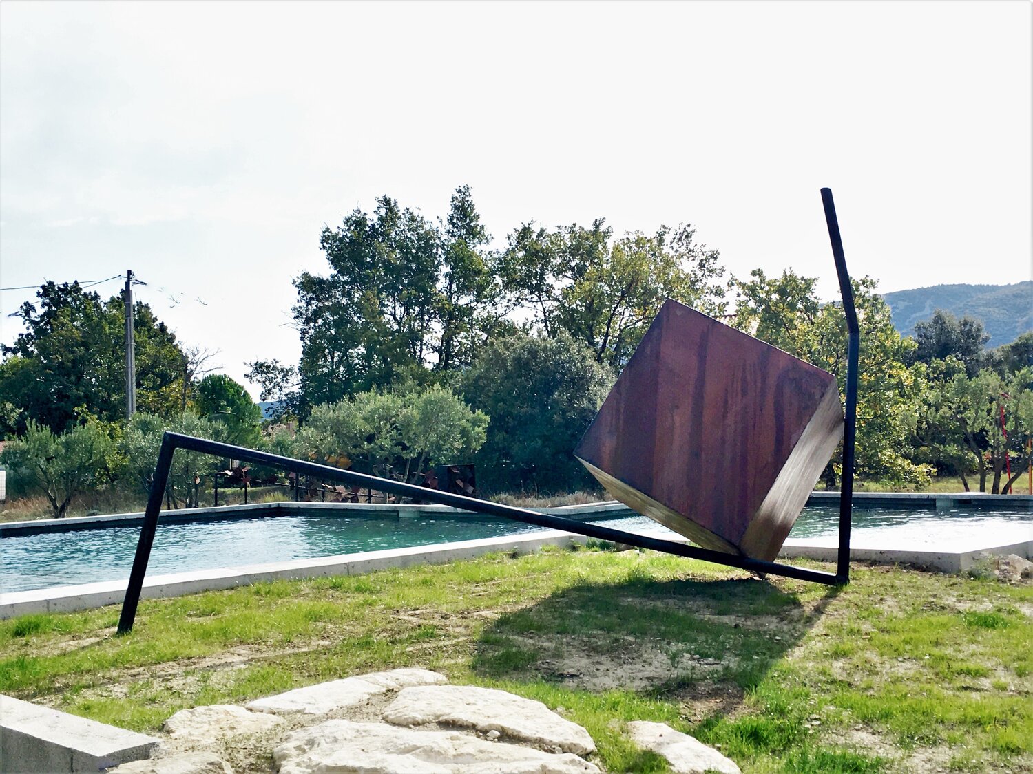 Cube sur ligne un été en pente douce Sébastien ZANELLO Skulptur zu verkaufen