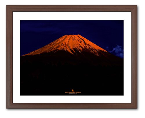 ORANGE FUJI MOUNTAIN by Takao Sakagami, 사진 for Sale on Singulart