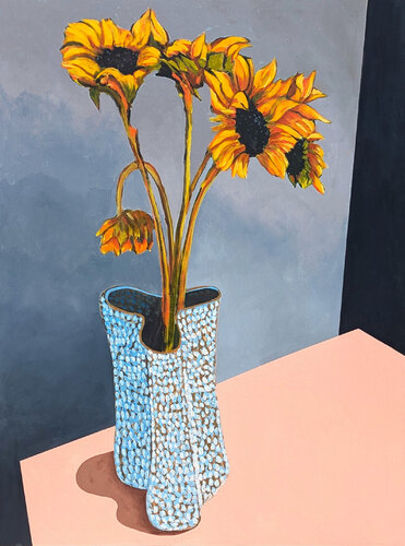 "Sunflowers in Blue Vase" Contemporary Pastel Toned Floral Still Life Painting von Ken Luce, Malerei kaufen auf Singulart