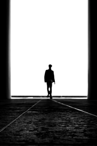Walk The Line - Edition of 1 di KAIRO – Daniel Smith, Fotografia in vendita su Singulart