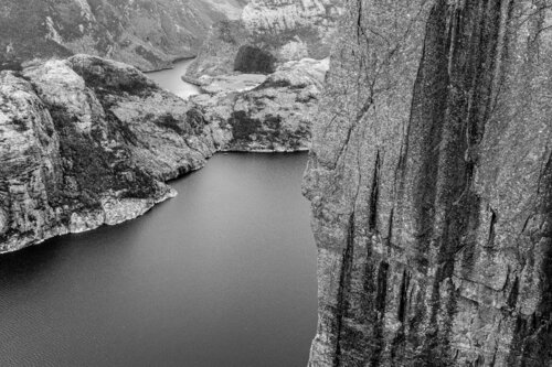 Vista dal Preikestolen di Daniele Rogolino, Fotografia in vendita su Singulart