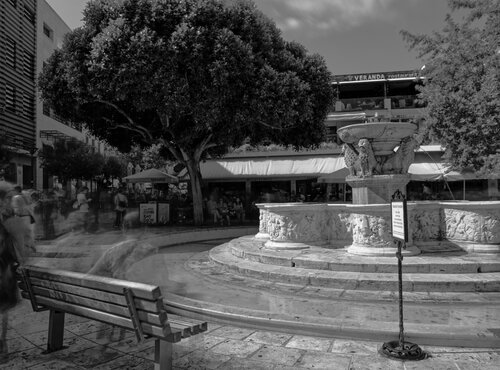 Passing Time 1 BW di Pierre Piton, Fotografia in vendita su Singulart