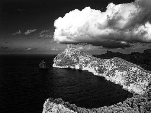 Happy Birthday Dragoon von Pierre Piton, Fotografie kaufen auf Singulart