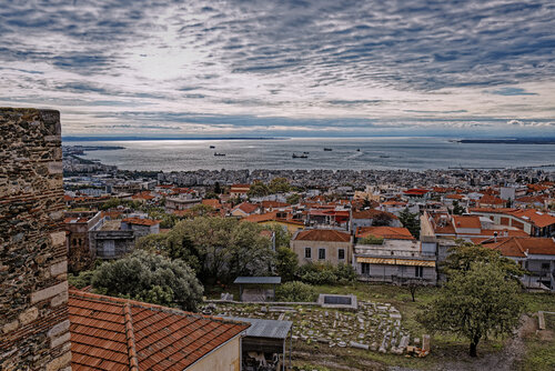 Thessalonique 23 par Pierre Piton, Photographie en vente sur Singulart
