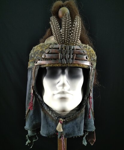 Mongolian Tyre Headdress von GAD, Andere Medien kaufen auf Singulart