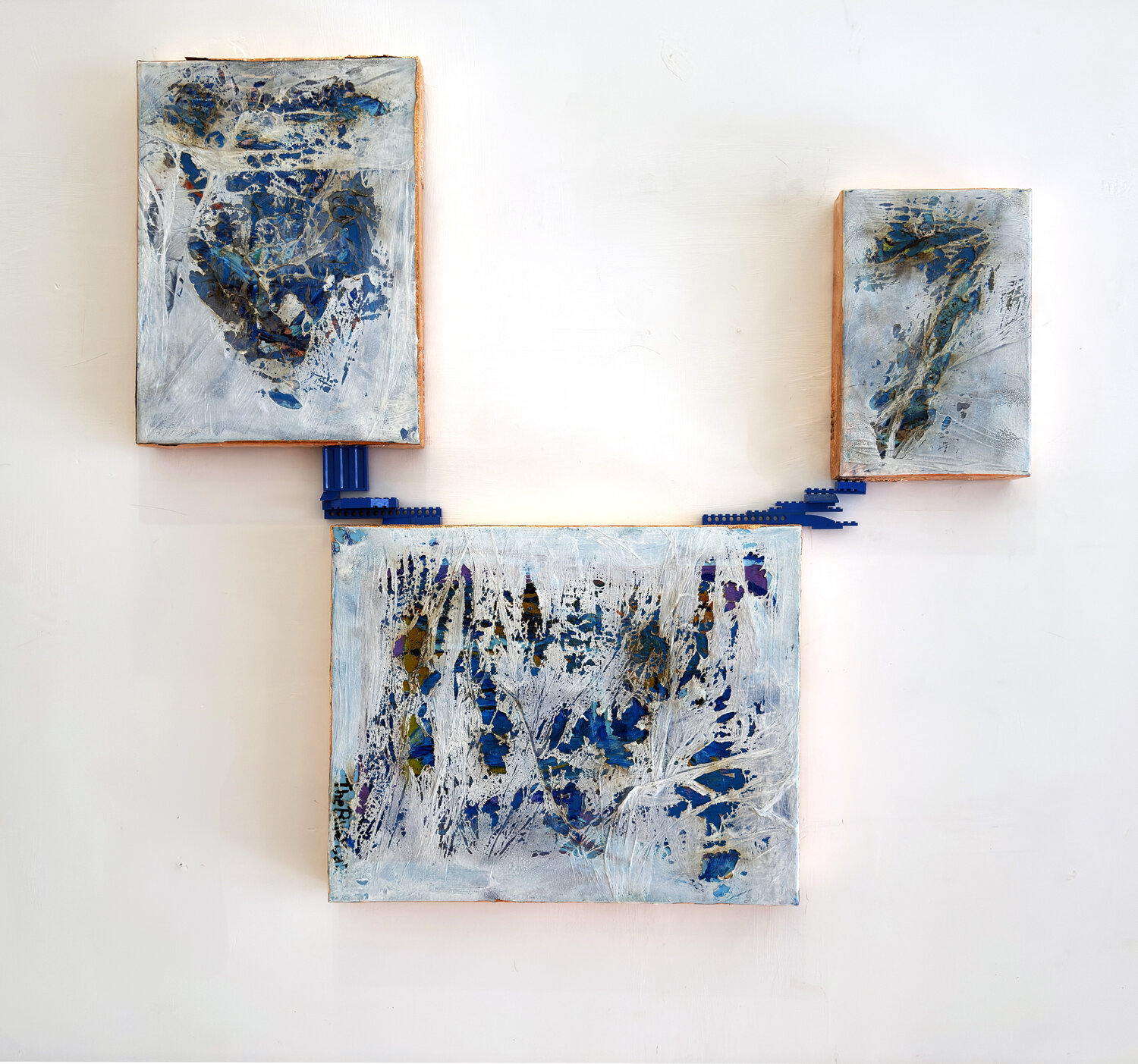Pieces 1 ThAblueCat