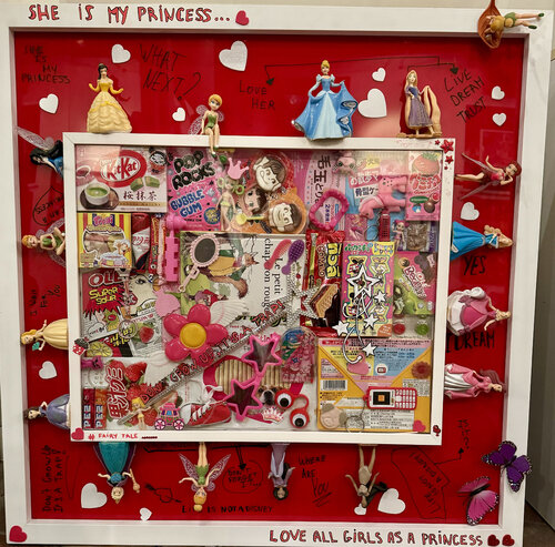 Princesses , Don't gow up, it's a trap!      piece unique di RAPH, Altri media in vendita su Singulart