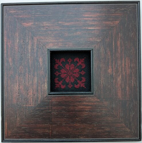 Crimson Heart of the Frame di Camelia Dröge, Altri media in vendita su Singulart