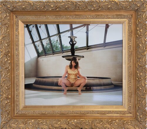 Série Mémoire de l'Origine by Deborah de Robertis, 사진 for Sale on Singulart