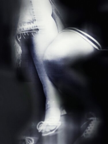 Touchy Feely Footsie van Hua Huang, Fotografie te koop op Singulart