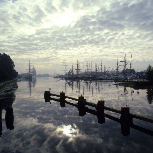 Großsegler im Hafen by Klaus Schreiber, Photography for Sale on Singulart