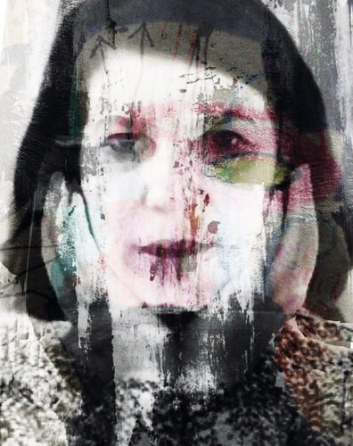 Washed-out beauty von Olli Boehm, Druck kaufen auf Singulart