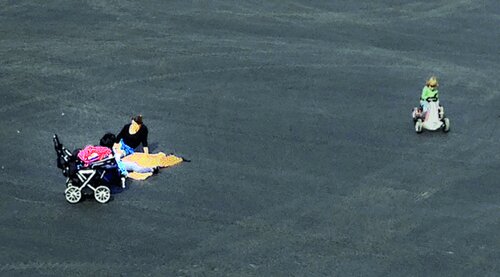 Picknick auf Grau. von Olli Boehm, Andere Medien kaufen auf Singulart