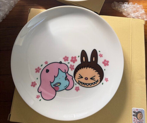 Okokume - Cosmic Girl (Plate) by Kasing Lung, Other Media for Sale on Singulart