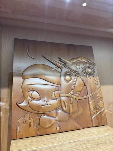 Molly and Victoria (MOLLY 20th Anniversary, Woodblock) by Kenny Wong, Print for Sale on Singulart