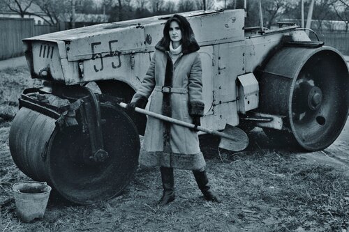 Die Werktag 1970 Ukraine van Dmitri Svetchnikov, Fotografie te koop op Singulart